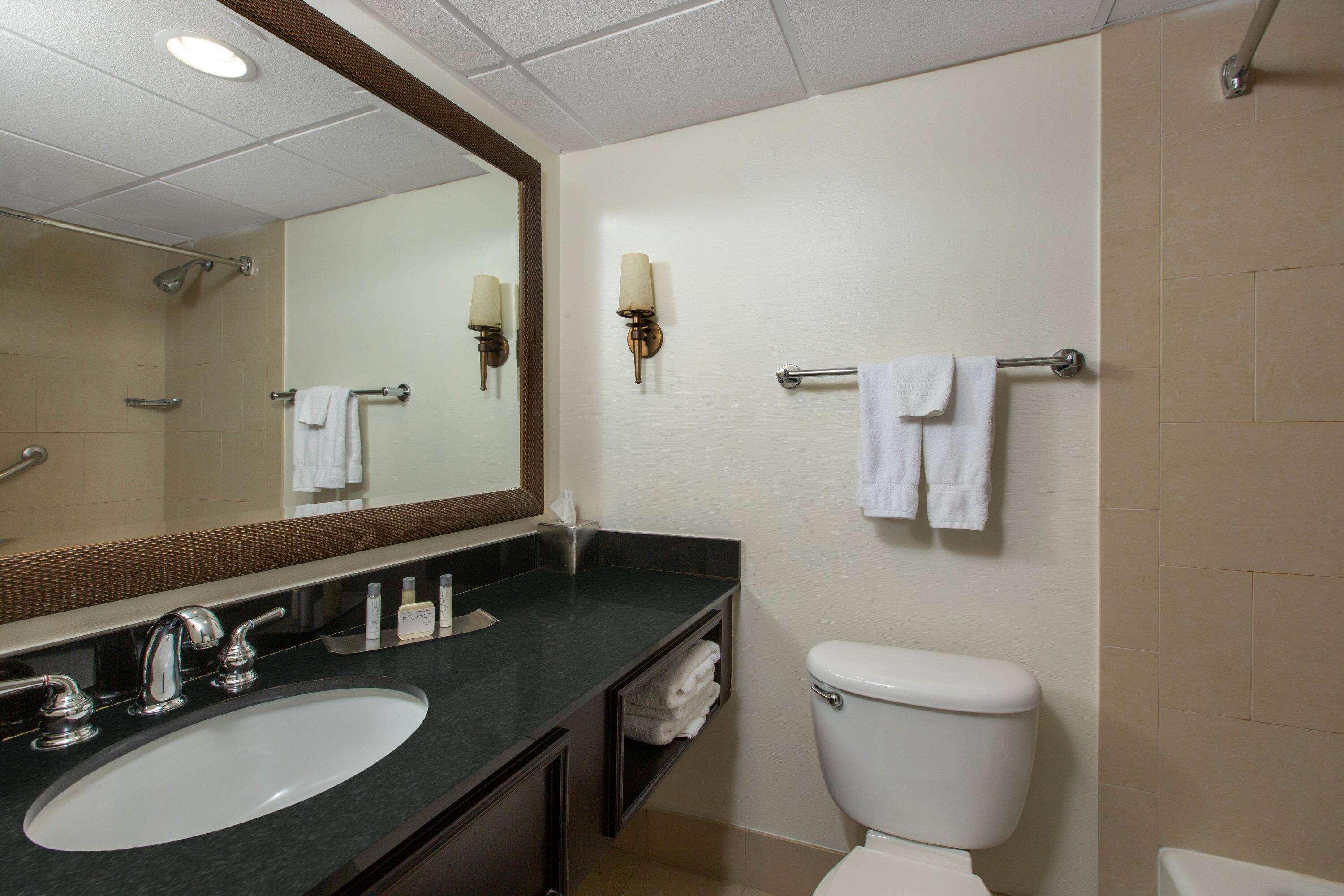 Aksarben Suites Trademark Collection By Wyndham Omaha Buitenkant foto