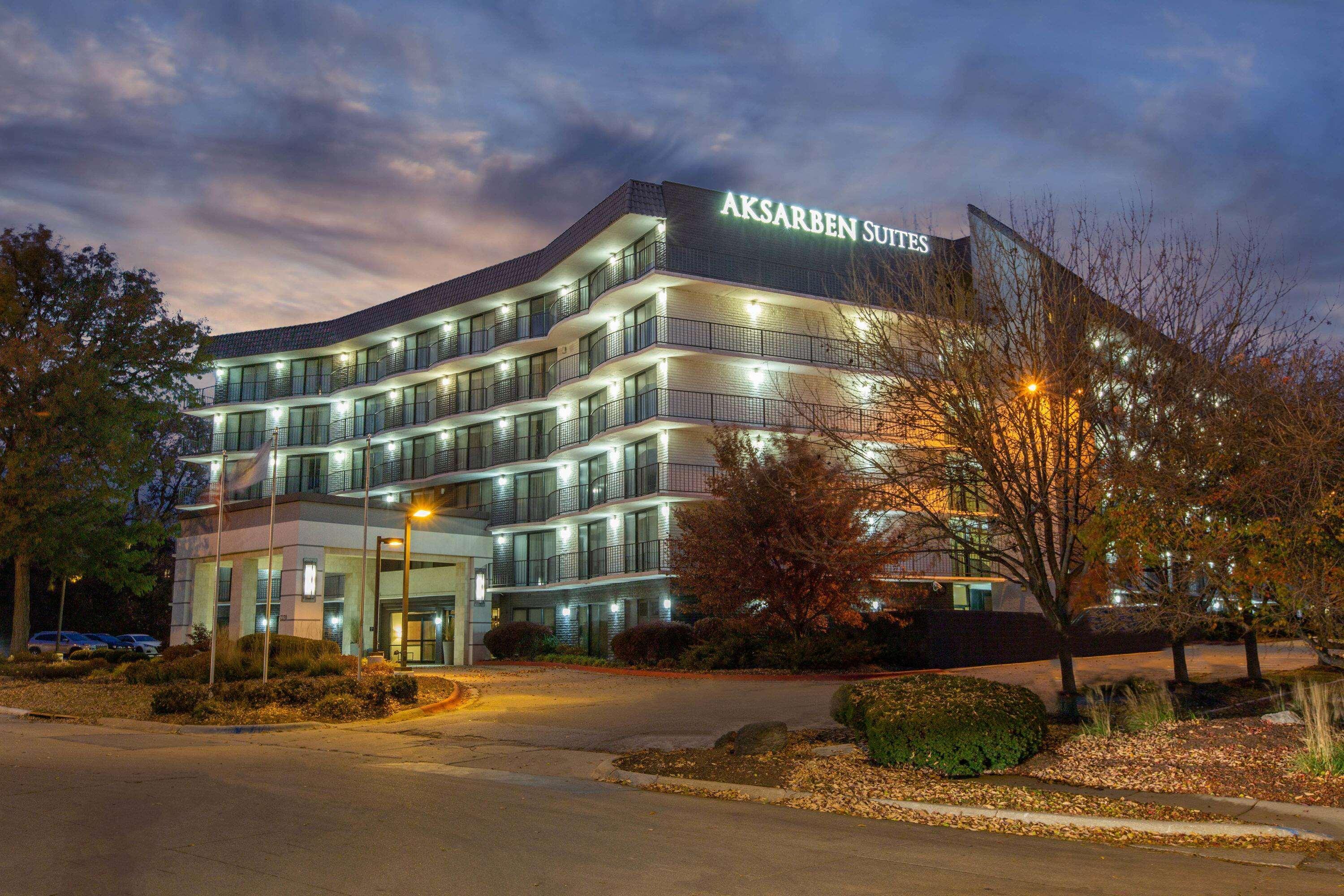 Aksarben Suites Trademark Collection By Wyndham Omaha Buitenkant foto