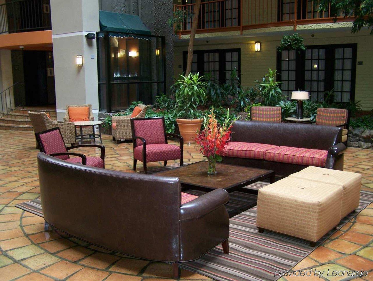 Aksarben Suites Trademark Collection By Wyndham Omaha Interieur foto