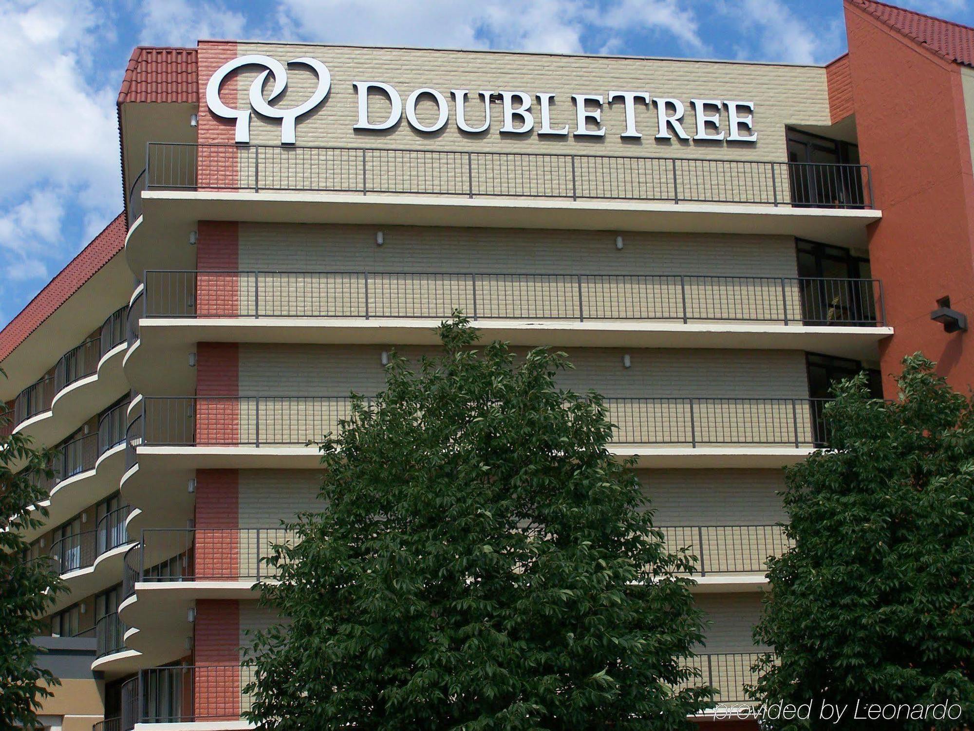 Aksarben Suites Trademark Collection By Wyndham Omaha Buitenkant foto